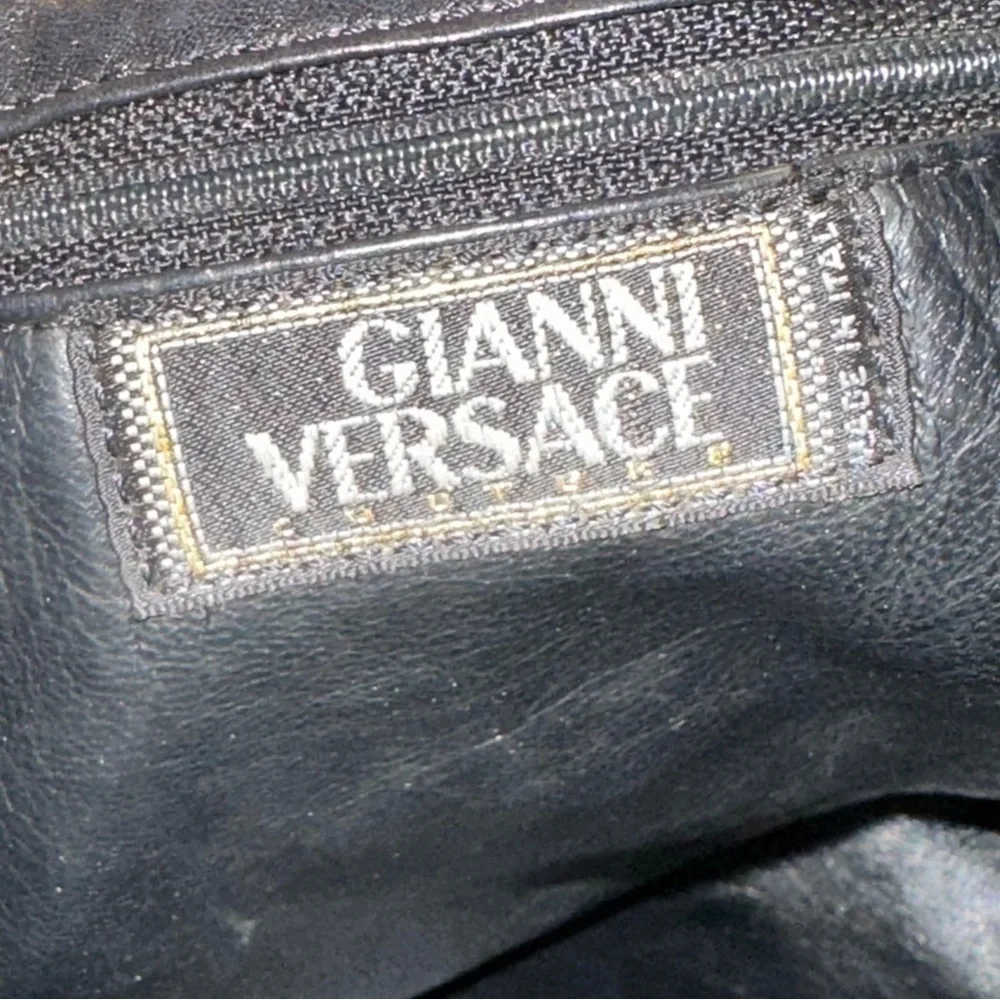 💎Gianni VERSACE Bondage Collection Medusa Vintage Leather Bucket MSRP$3800💎